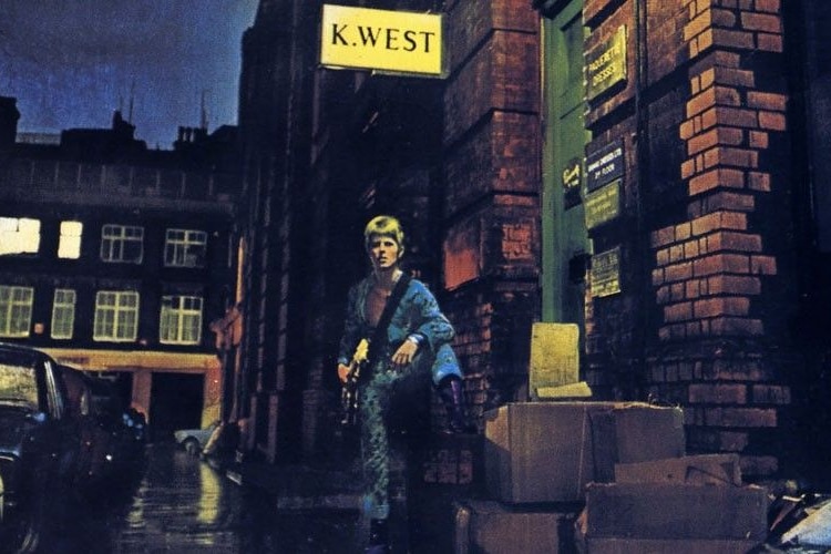 David Bowie Ziggy Stardust Album Cover Zoom Detail