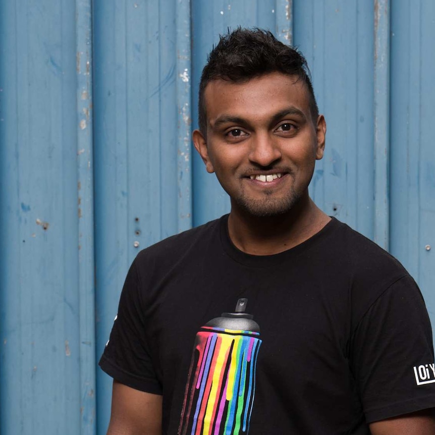 Profile photograph of Nazeem Hussain, presenter of the Burn Your Passport podcast