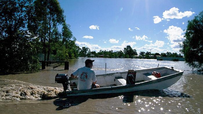 Man navigates Ashley floodwaters