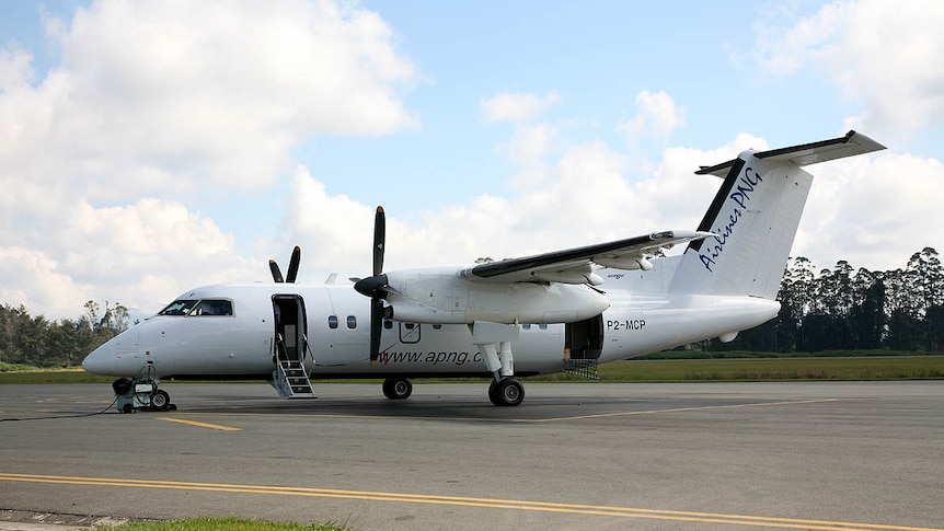 PNG Airlines dash 8 plane