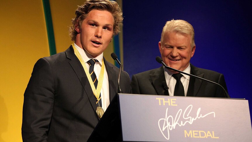 Hooper awarded 2013 John Eales Medal