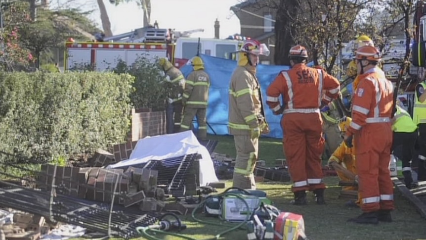 Man dies in Geelong fence collapse
