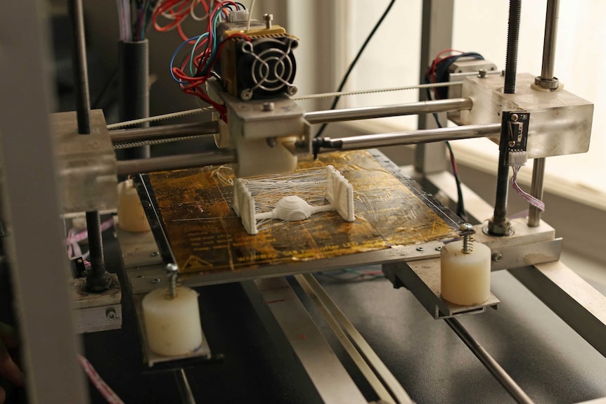 Homemade three-dimensional printer