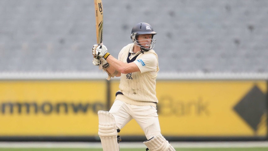 Chris Rogers bats against NSW at the MCG