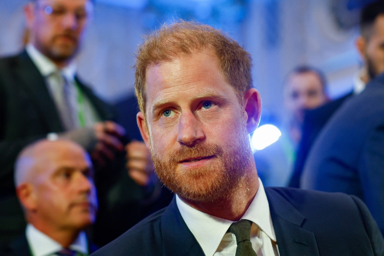 'Frenzy' expected as Prince Harry mulls rare family trip to UK