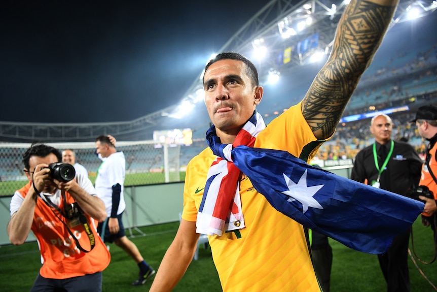 Socceroos' Tim Cahill thanks fans after qualifying for 2018 World Cup