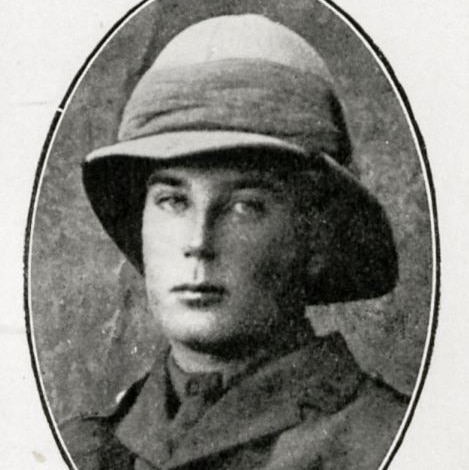 A black and white portrait of Francis Bridgman, a Brisbane Grammar School student who enlisted and died in WWI.