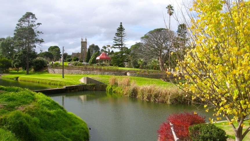 Peaceful Strathalbyn