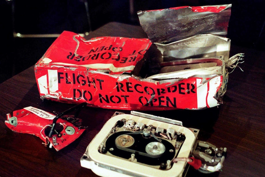 Alaska Airlines 261 flight data recorder