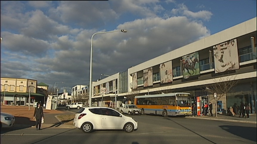 A survey of Gungahlin residents has found support for making Hibberson Street a pedestrian friendly zone