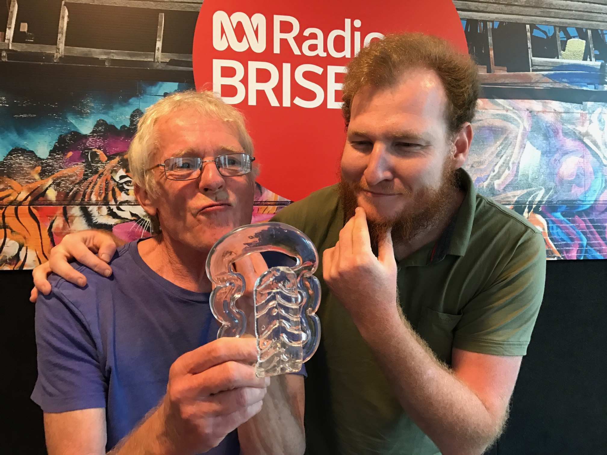 Glass expert Andy McConnell solves a seven year mystery - ABC listen