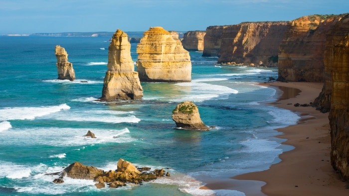 Tourists to be slugged new tax to visit Twelve Apostles on Great Ocean Road