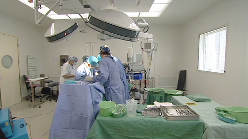 Surgery being performed at the Canberra Hospital, October 2011.