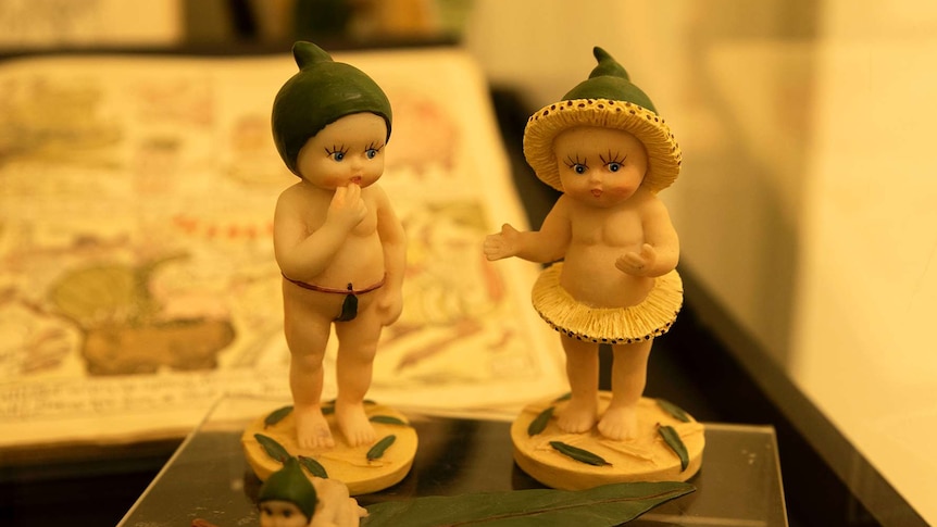 Snugglepot and Cuddlepie figurines