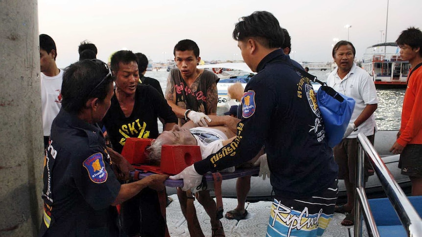 Thai rescuers evacuate injured tourist in Pattaya, Thailand