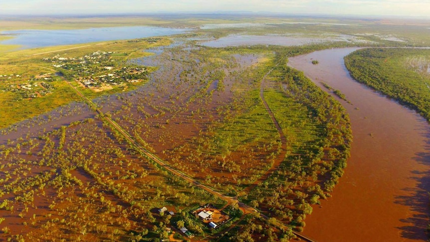 Fitzroy Crossing and the Fitzroy River in flood