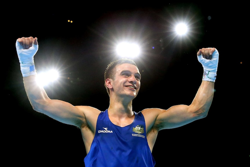 Andrew Moloney wins Commonwealth boxing gold
