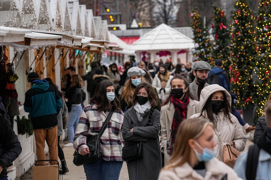 Shoppers wearing face masks