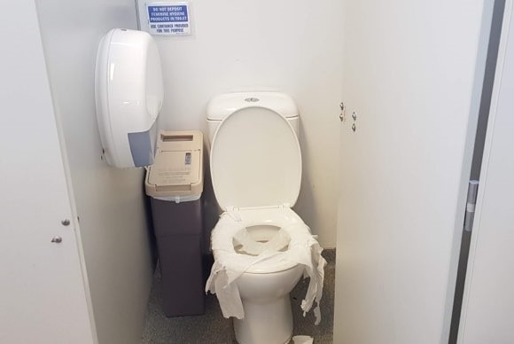 Dirty toilet in a southern Tasmanian school because cleaners on work ban for better pay, June 2019