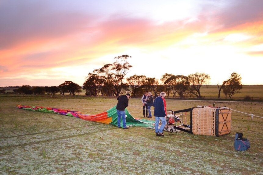 Crews prepare the balloons.