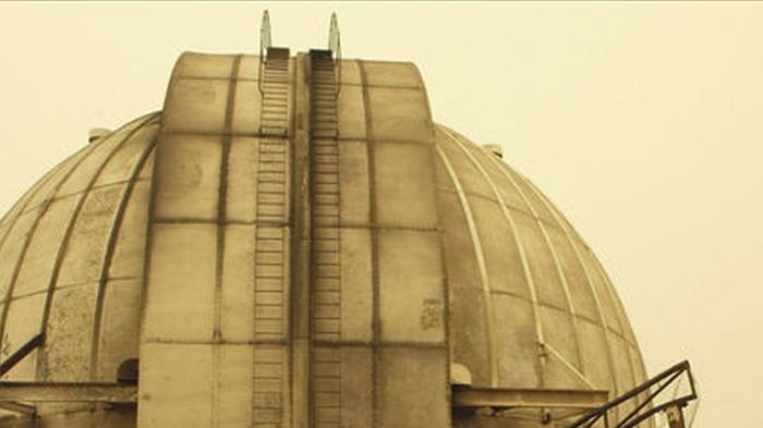 The 74-inch telescope at the historic Mt Stromlo Observatory, built in 1922, was gutted by the blaze in January 2003.