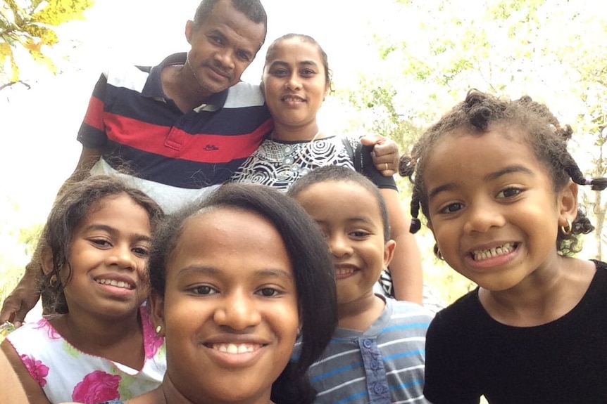 African family smiling.