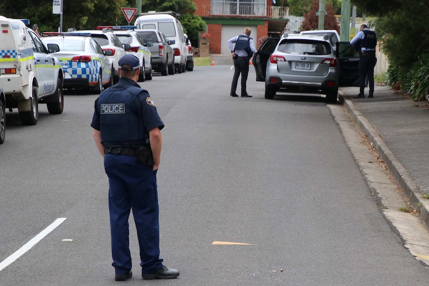 Police at the scene of New World Avenue siege, Saturday morning, Launceston