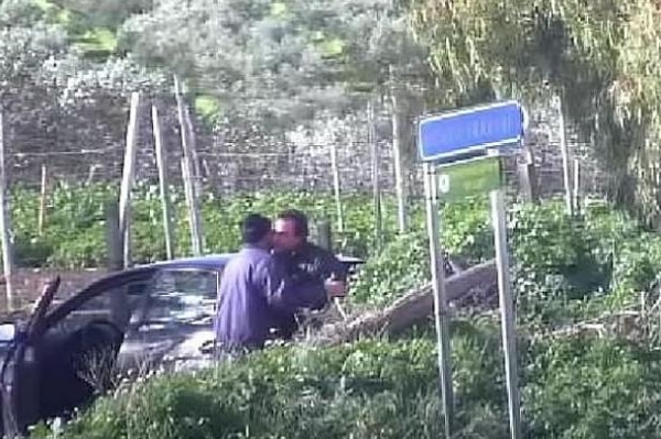 Italian police arrest mafia figure
