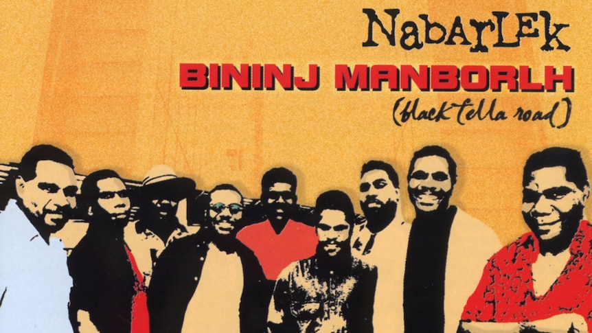 A yellow album cover by the band "Nabarlek" with an image of 9 band members standing and smiling