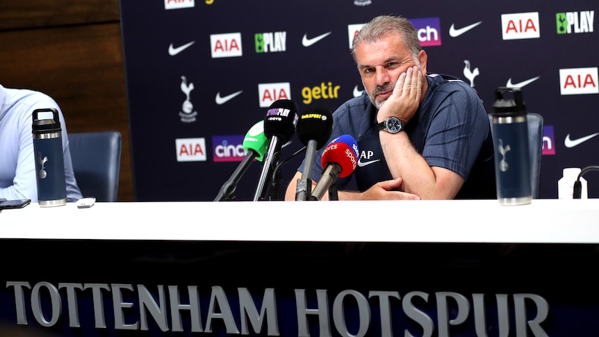 Ange Postecoglou says late father's advice on managing Tottenham would be  simple: 'Don't stuff it up' - ABC News