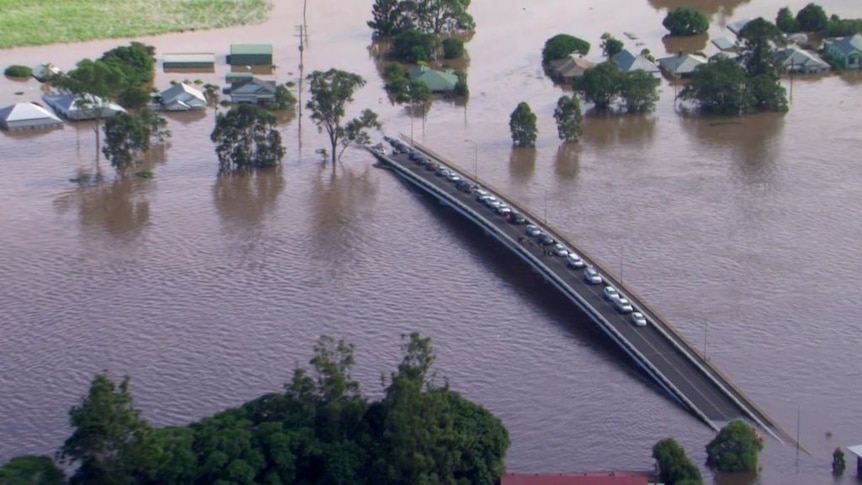 Clean up begins in Lismore after devastating floods