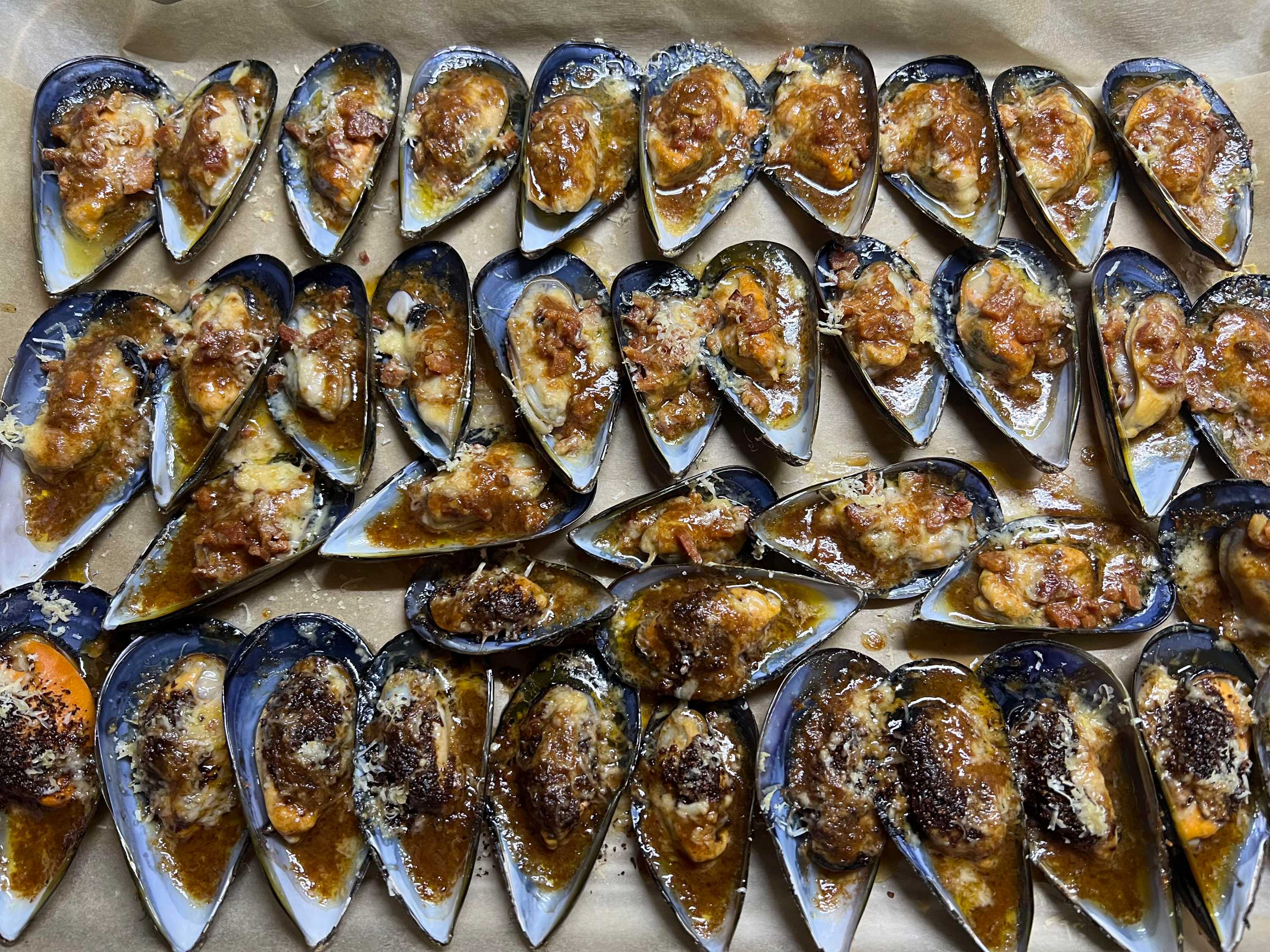 Lizzie Wiffen's Mussels Kilpatrick recipe - ABC News