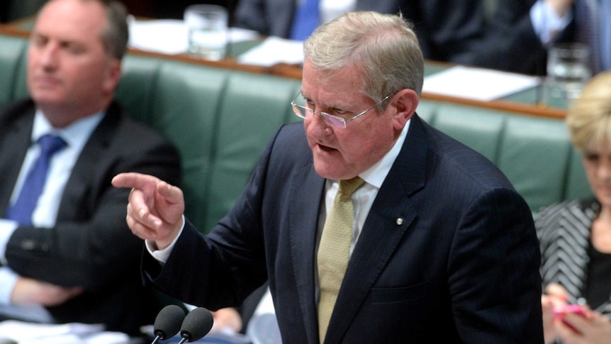 Industry Minister Ian Macfarlane during question time