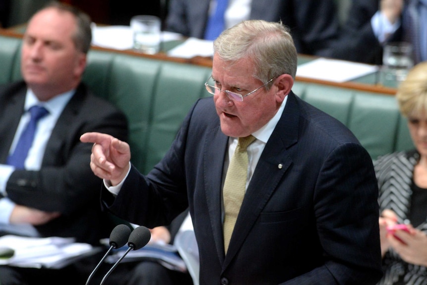 Industry Minister Ian Macfarlane during question time