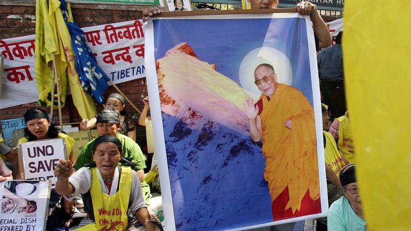 China refuses to hold talks with the Dalai Lama until he stops the anti-China protests in Tibet. (File photo)