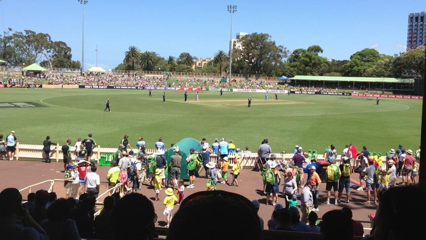 Crowds enjoy day out at North Sydney Oval