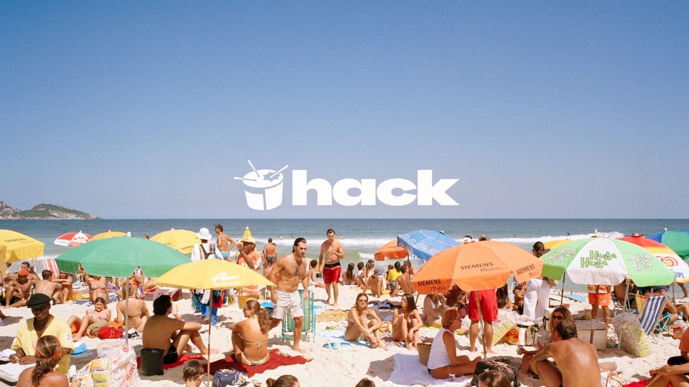 DEEP DIVE: Can you trust your sunscreen? Image of croweded beach 