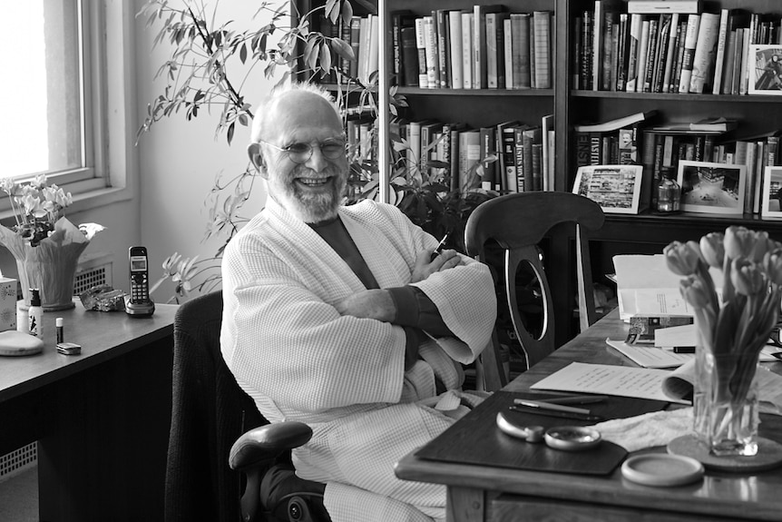 Oliver Sacks in robe.