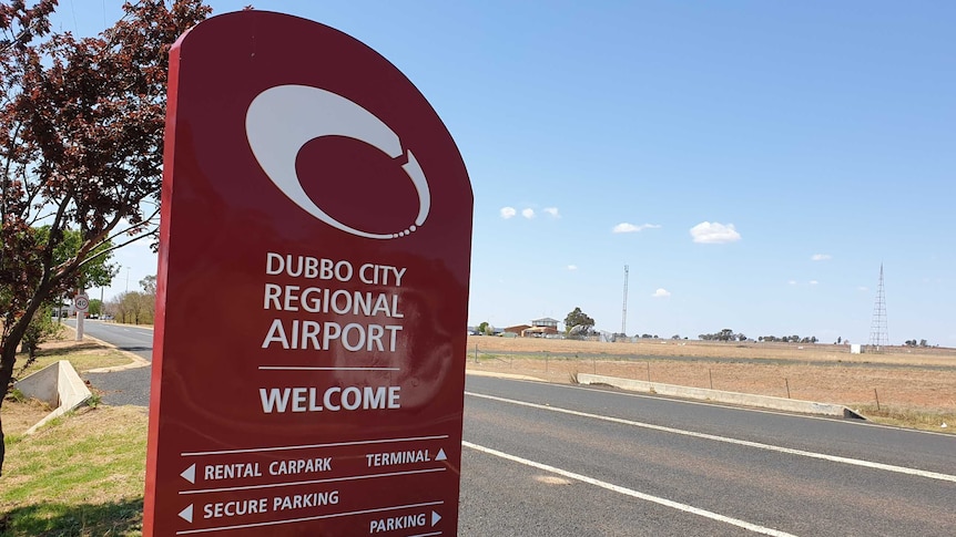 Entrance to Dubbo airport
