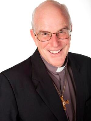 Bill Wright, Maitland-Newcastle Catholic Bishop will discuss global issues with Anglican Bishop Greg Thompson