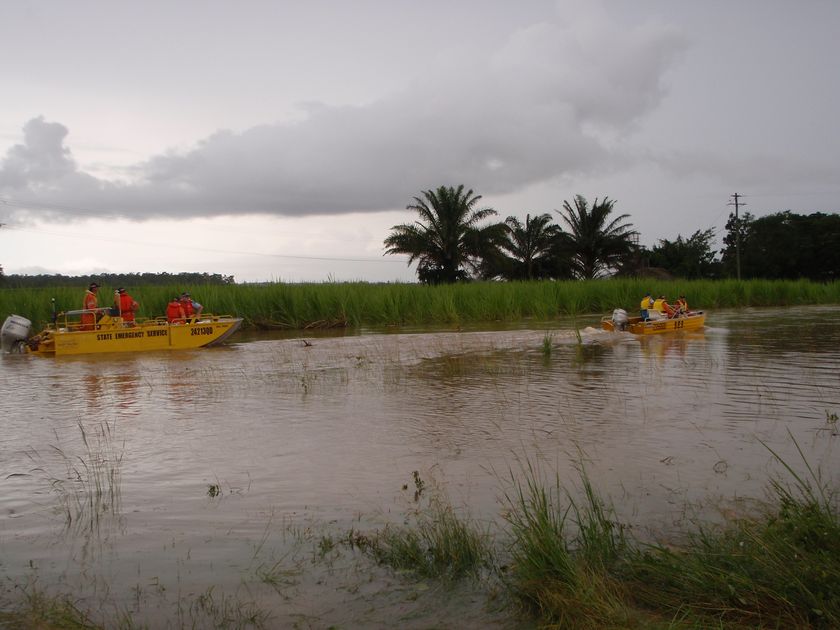 Rain eases in flooded Ingham - ABC News