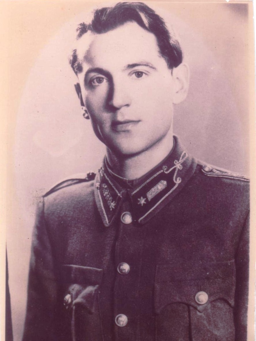 Old photo of man in soldier's uniform