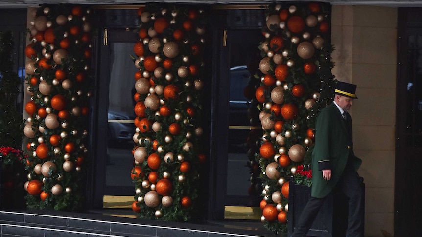 Dorchester Hotel's Christmas decorations