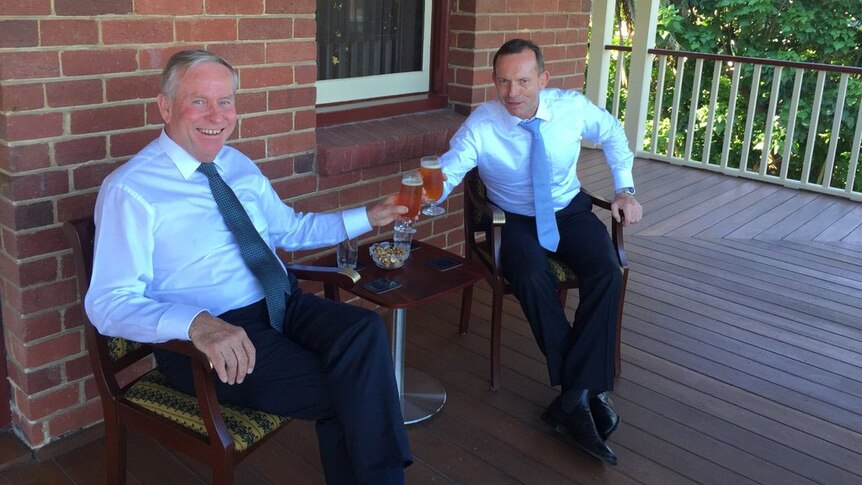 Colin Barnett and Tony Abbott share a beer in a photo tweeted by the WA Premier. Tweeted November 17, 2015.