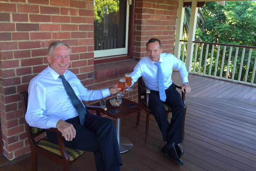 Colin Barnett and Tony Abbott share a beer in a photo tweeted by the WA Premier. Tweeted November 17, 2015.