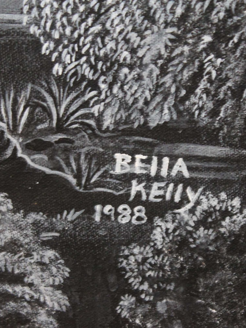 Bella Kelly's distinct signature.