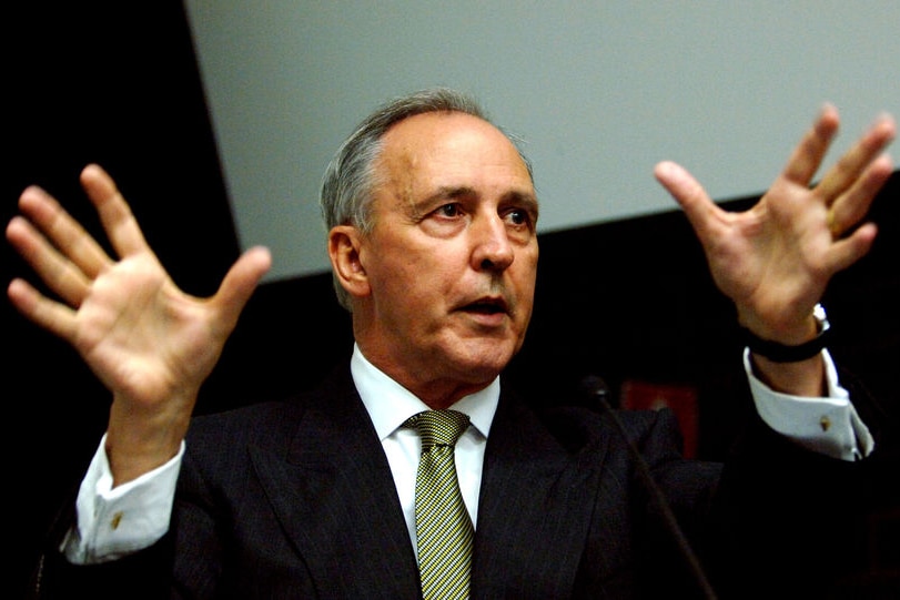 Former Labor PM Paul Keating with his hands up while talking.