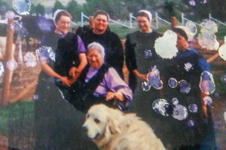 An old photograph of a group of Amish women