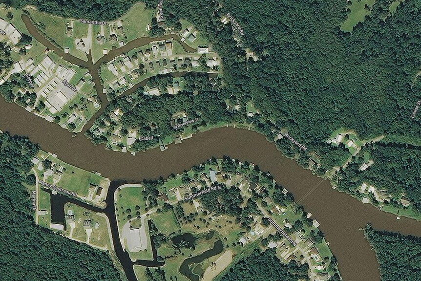 Satellite imagery shows waterfront homes in Port Vincent, Louisiana.
