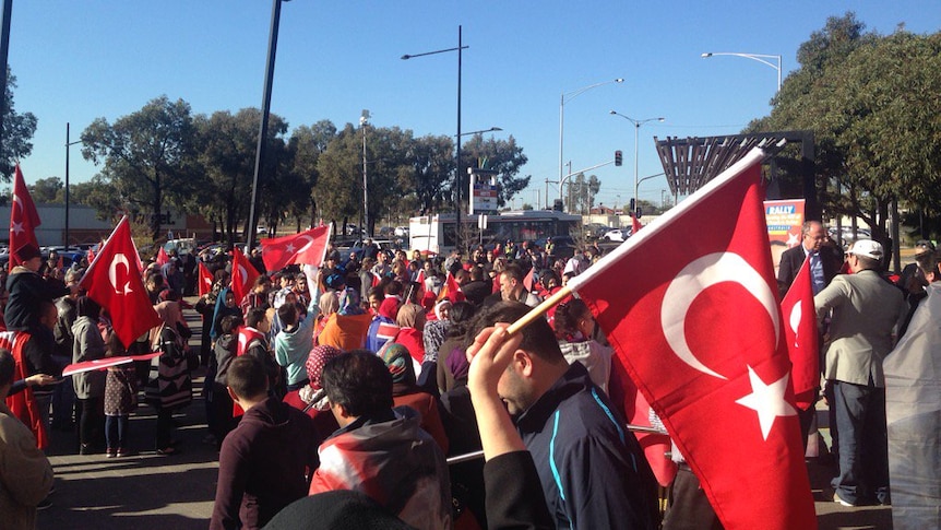 Hundreds attend rally in Melbourne in support of President Erdogan
